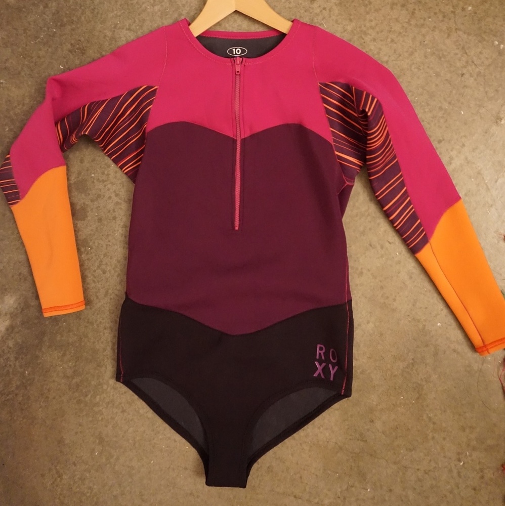 Roxy wetsuit size 10